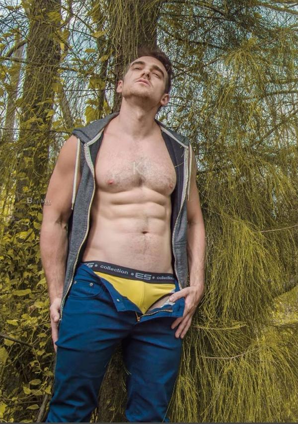 Whoseman-5-補教型男外師-Maxime